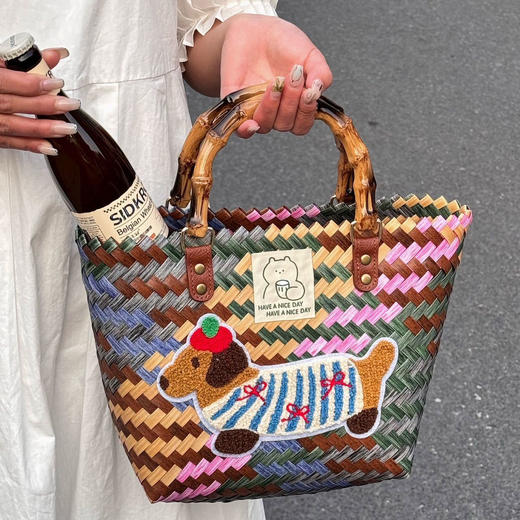 sweet&coco腊肠狗手工编织包 大容量 精致卡通图案 仿真竹节提手 4款可选 商品图4