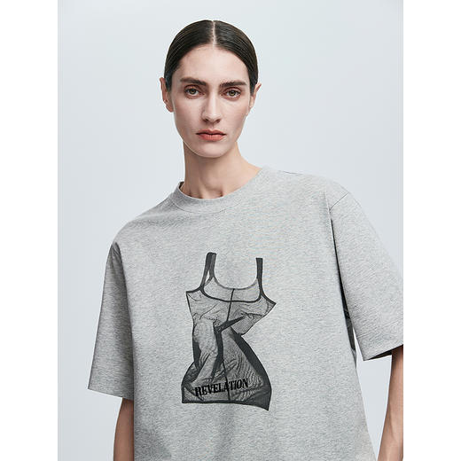 棉仓363601017-初棉植绒字母-口袋印花宽松艺术感上衣 商品图3