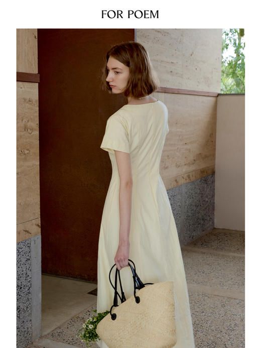 ForPoem 现货 25/SS原创设计拉菲草花朵装饰短袖收腰显瘦中长款连衣裙 商品图3