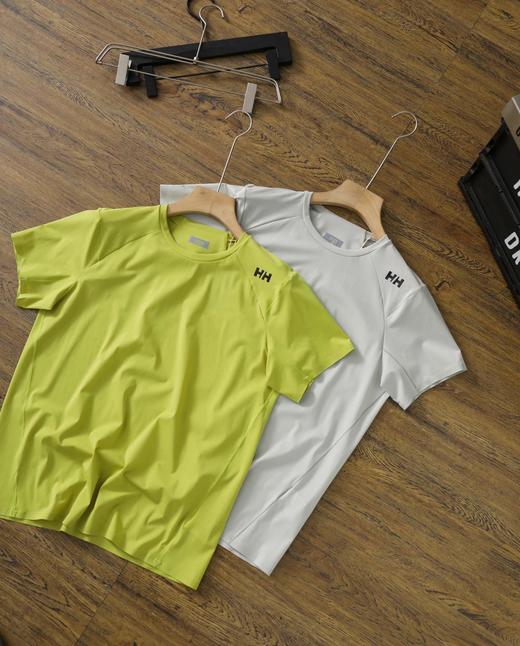 点此购买 海丽汉森夏季男士抗菌日常休闲运动轻薄舒适圆领短袖T恤 md 314024 商品图9