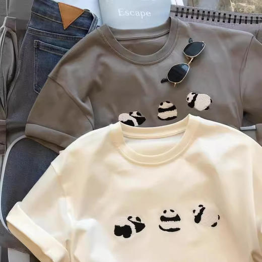 丁摩 巨巨巨喜欢！减龄女孩B备！可爱立体熊猫刺绣宽松圆领短袖T恤上衣5ZF-3314 商品图1