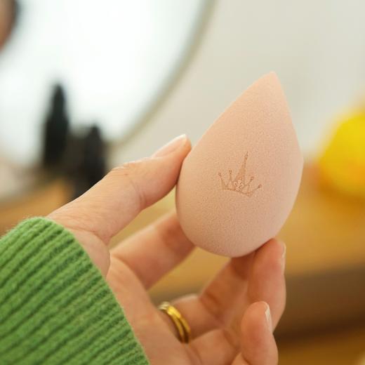 【尔木萄化妆刷  粉扑】加厚4MM 气孔也是又细又密 回弹力特别好~湖州仓 商品图1