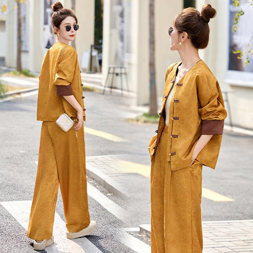 雀说 新中式两件套裤春季新款女装国风盘扣提花复古时尚套装5ZF-2512 商品图1