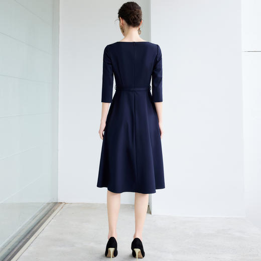 IWY/大方得体连衣裙新款今年流行爆款藏青色法式圆领中长款伞裙Q1265 商品图4