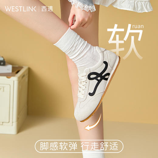 西遇平底德训鞋女新款春夏超火美式复古粉色板鞋轻便休闲鞋V0556527 商品图1