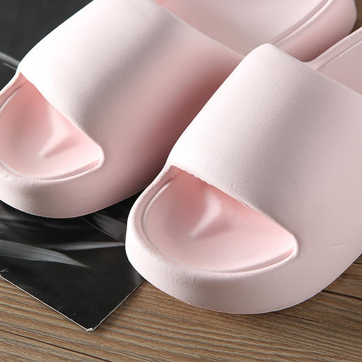 D040103静音防滑踩屎感eva面包家居情侣拖鞋 商品图11