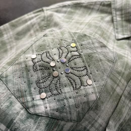 点此购买 克罗心春秋季男女款格子长袖衬衣外套 md 314021 商品图5