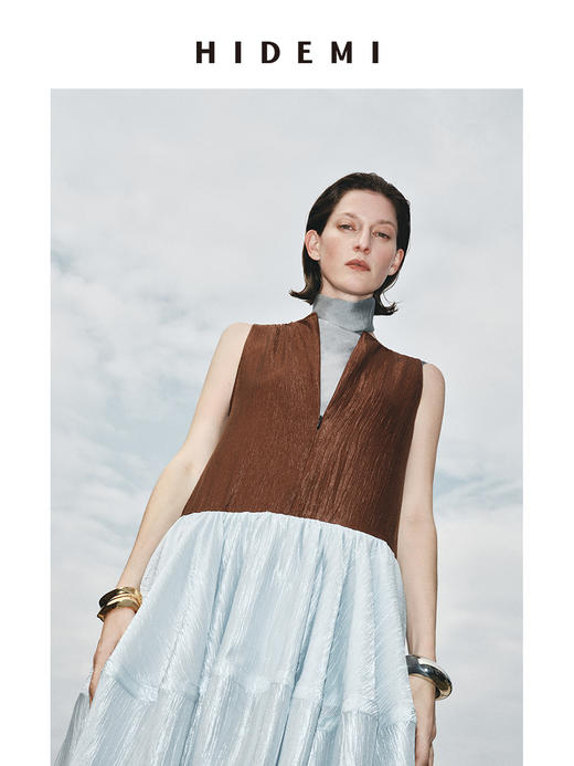 HIDEMI极简设计感圆领艺术波纹缎面拼接撞色灯笼式立体剪裁连衣裙 商品图3