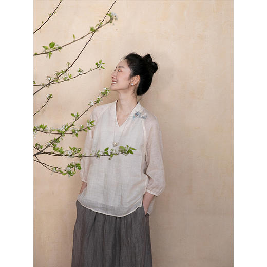 牧衣游原创 手工刺绣苎麻炒色套头衫轻薄柔软文艺百搭上衣 揽流光 商品图2