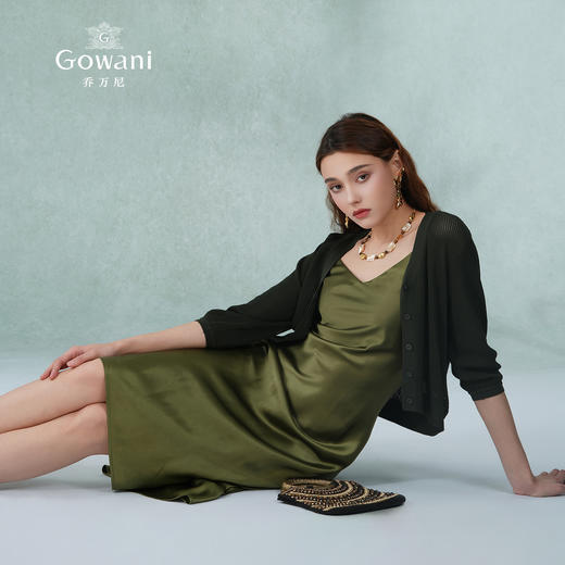 乔万尼薄款开衫夏季新款宽松显瘦纯色五分袖针织衫短款ES2M225 商品图2