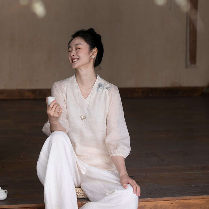 牧衣游原创 手工刺绣苎麻炒色套头衫轻薄柔软文艺百搭上衣 揽流光