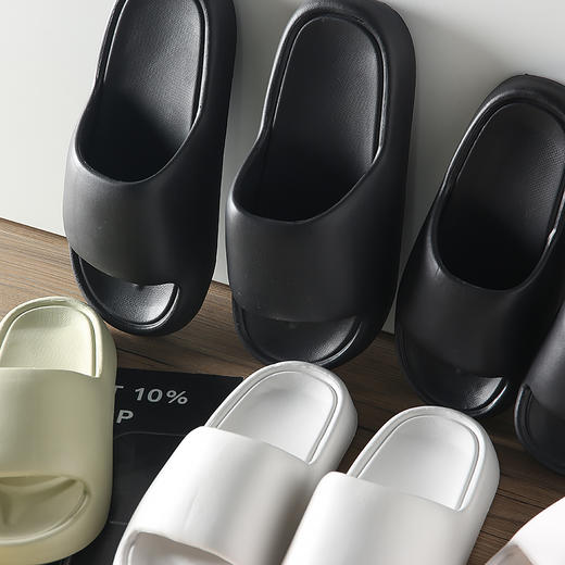 D040103静音防滑踩屎感eva面包家居情侣拖鞋 商品图3