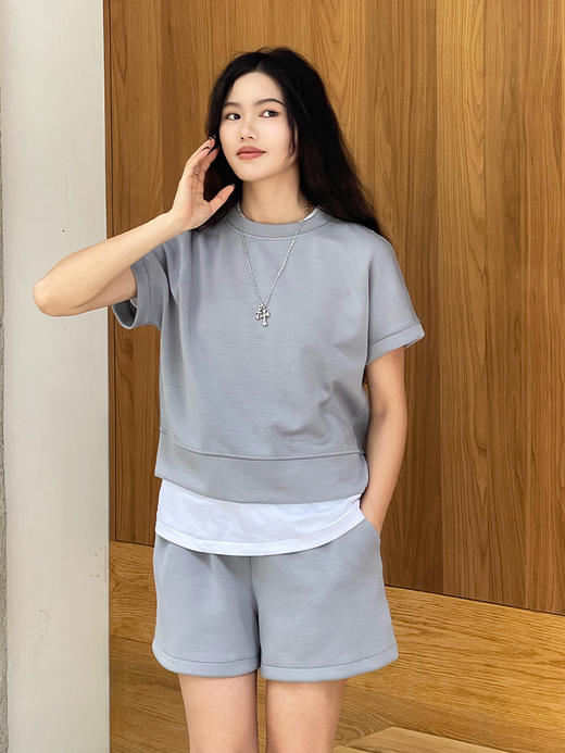哈瓦塔砂洗（宽松）圆领宽松运落肩短袖H350101+宽松高腰运动短裤H351104 商品图1
