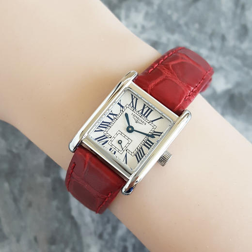 【95新】LONGINES 浪琴黛绰维纳系列L5.200.4.71.5石英机芯21.5*29MM（女款）270325NJS05 商品图8