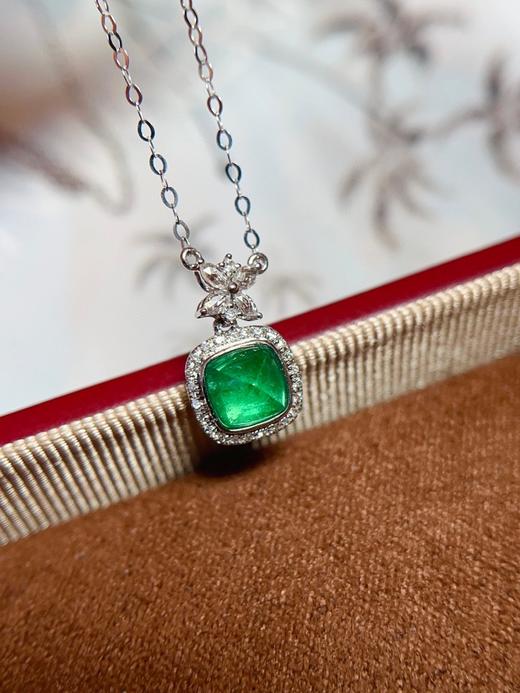 0.8ct糖塔祖母绿吊坠 商品图2