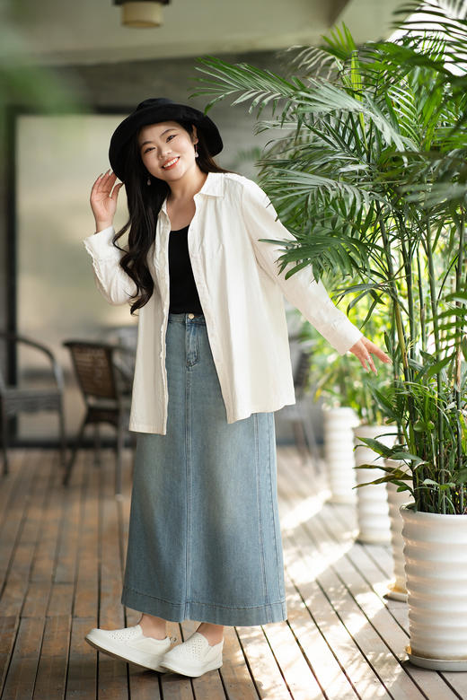 💙【弹力牛仔半裙 后开叉 自动自如】天丝+棉面料黑科技❤️，上身不闷，不勒肚子，上身板正、线条流畅！7天内发货！水洗蓝，清爽色，春季穿到秋季的半身裙，不愁搭配！ 商品图9