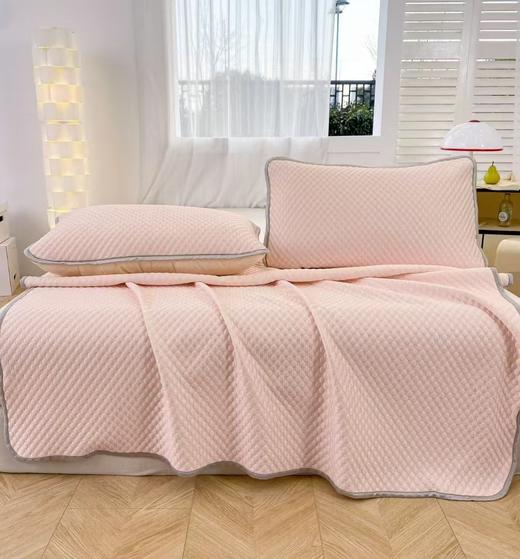 雅鹿A类 可水洗 夏季公主风空调席 3D按摩豆豆 透气冰丝凉席三件套 商品图0