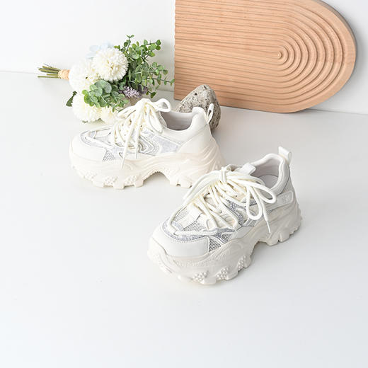 经典鲨2025夏季新款百搭薄款网面透气舒适厚底显高休闲老爹鞋女KW160-529101 商品图3