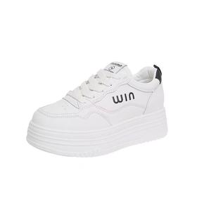 4楼罗密瑞姿小白鞋