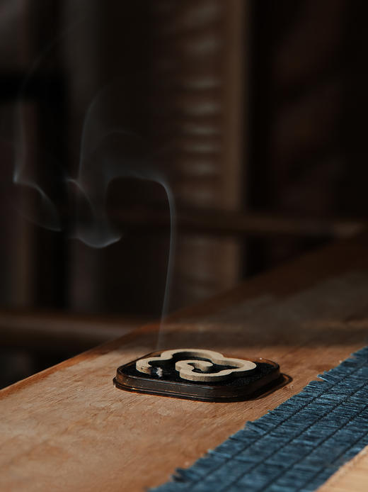 寸金寍香 |沉香系列之祥云香(礼盒)[特殊商品不退不换] 商品图4