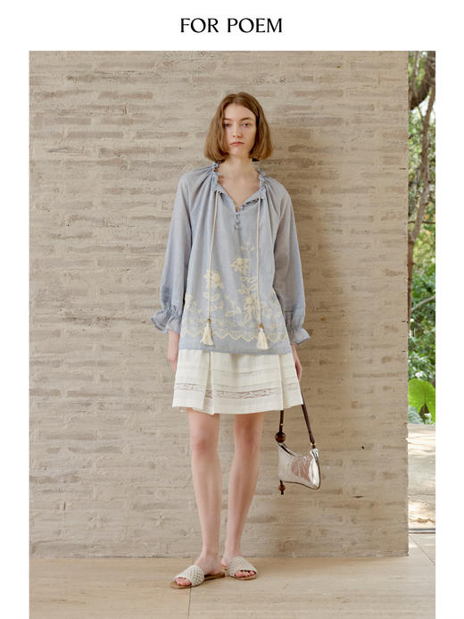 ForPoem 现货 25/SS原创设计100棉泡泡袖系带花朵刺绣度假风罩衫 商品图3