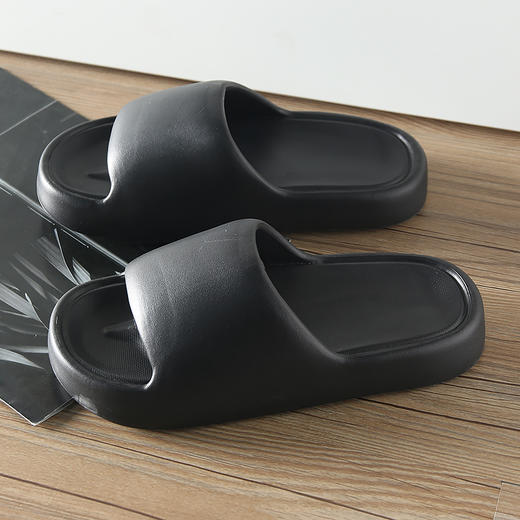 D040103静音防滑踩屎感eva面包家居情侣拖鞋 商品图6
