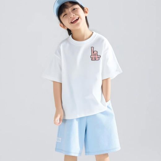 【单拍不发货，加购3件立减为79元】LA&WP联名款宽松休闲风T恤 儿童款 经典百搭 多款可选 商品图0