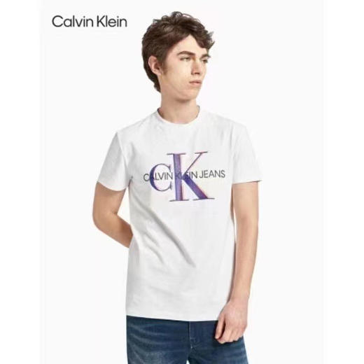 正品 CK Jeans25春夏新款 字母 短袖T恤

保真支持鉴定 部分带吊牌随机发 吊牌价690  面料好到爆炸  上身非常舒服 到手便知

黑色 白色 S M L XL 商品图0