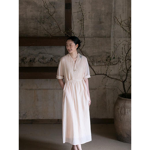 牧衣游原创 手工刺绣丝棉炒色连衣裙清凉轻薄文艺风长裙 解春风 商品图1