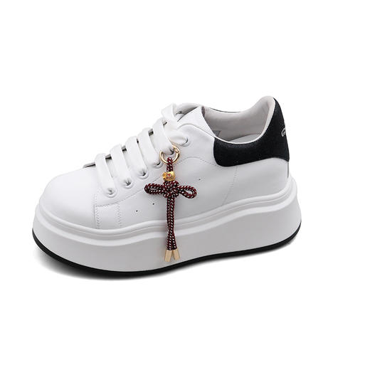 Safiya/索菲娅2025中国结小个子内增高厚底百搭休闲麦昆小白鞋 商品图0