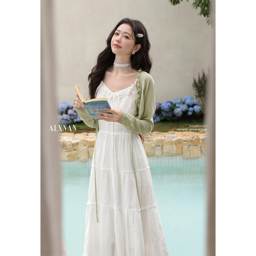 鹿向南「雪絮叠香」白色温柔镂空蕾丝吊带长裙女夏新款优雅连衣裙 商品图1