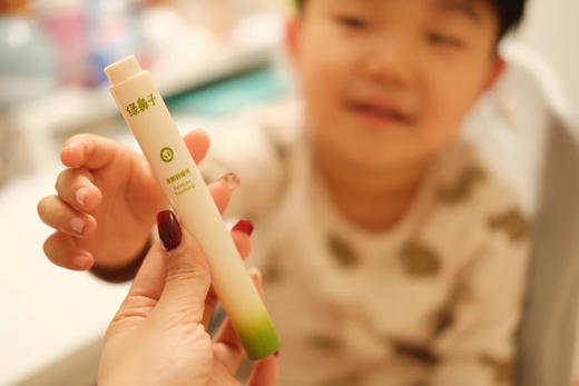 【品牌直发】绿鼻子 龙胆舒缓液6g*2 儿童宝宝专用蚊虫叮咬滚珠凝露 商品图7