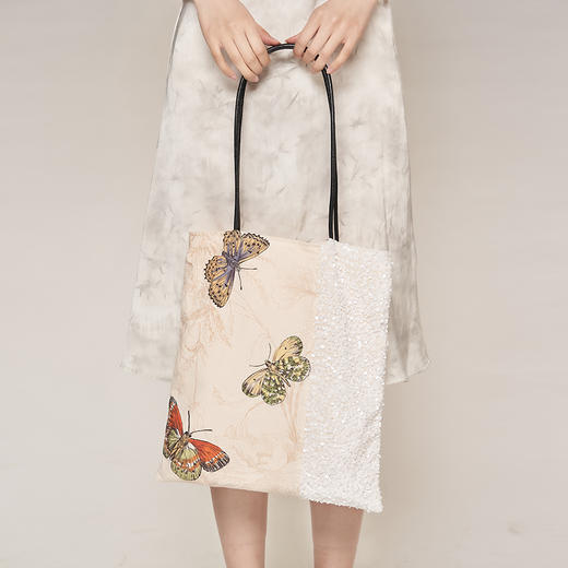 大英博物馆 博物志系列 蝴蝶翩翩印花拼接 单肩包 商品图2