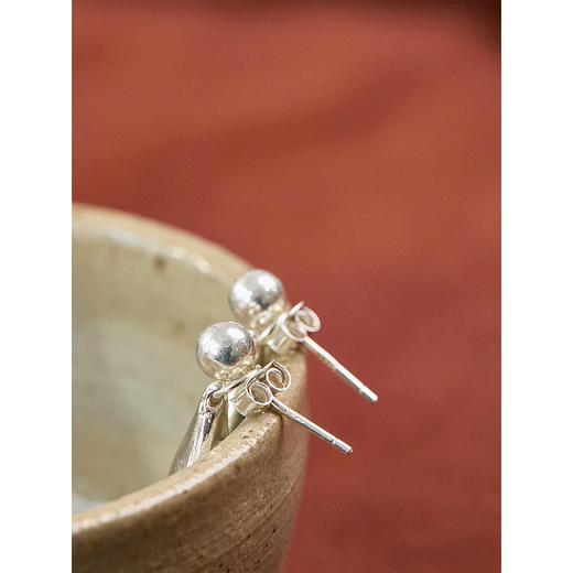 牧衣游 925银檀木珠耳环文艺复古小众气质 素悦【不支持会员折】 商品图2