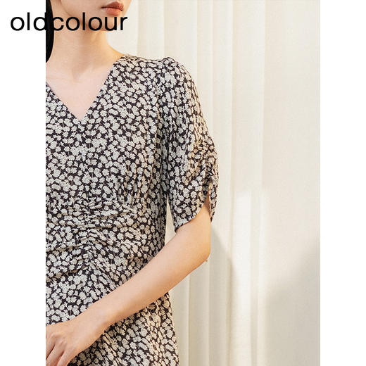 oldcolour夏季新款优雅气质高腰显瘦V领短袖碎花连衣裙女Q241007A1 商品图3