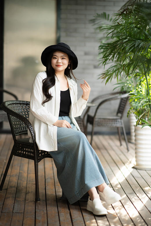 💙【弹力牛仔半裙 后开叉 自动自如】天丝+棉面料黑科技❤️，上身不闷，不勒肚子，上身板正、线条流畅！7天内发货！水洗蓝，清爽色，春季穿到秋季的半身裙，不愁搭配！ 商品图3