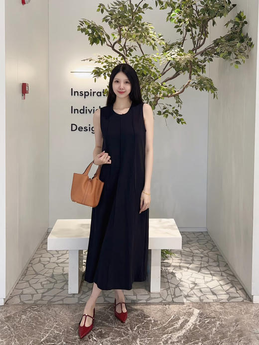 【高品质私服】【KG马棉立体褶连衣裙】全身线条流畅优雅显瘦，百搭衣橱之选G1195-CC【无标出货 介意慎拍】 商品图0