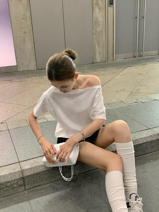 一字肩T（锁 商品图4