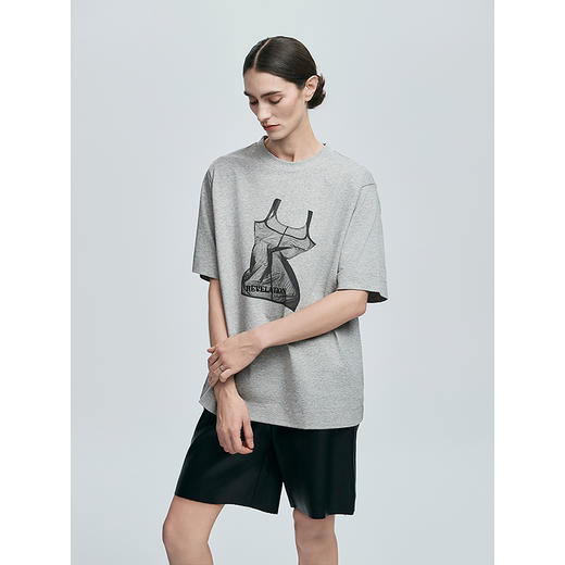 棉仓363601017-初棉植绒字母-口袋印花宽松艺术感上衣 商品图2