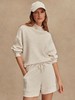 Varley - Atrium High Rise Short 4.5 - Ivory Marl - 女装 - 短裤 - 象牙白灰色 商品缩略图5