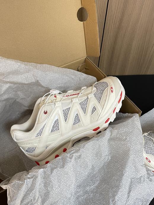 点此购买 萨洛蒙男女款蛇年限定XT-QUEST户外越野徒步鞋 98 313942 商品图10