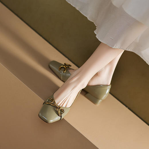 【预售5天】韩版女鞋方跟方头马衔扣牛皮时尚复古低跟通勤OL单鞋女MT&MMD9197 商品图2