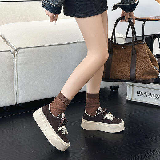 丁摩 欧洲站厚底板鞋春季新款双色系带面包鞋真皮小个子增高休闲鞋5ZF-3311 商品图3