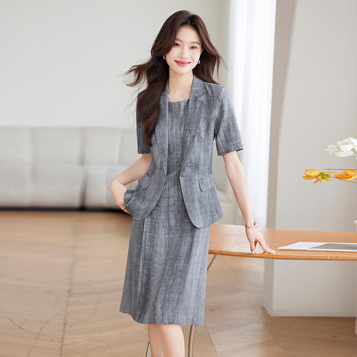 雀说夏季新款高级感通勤显瘦小西服AL8230 商品图0
