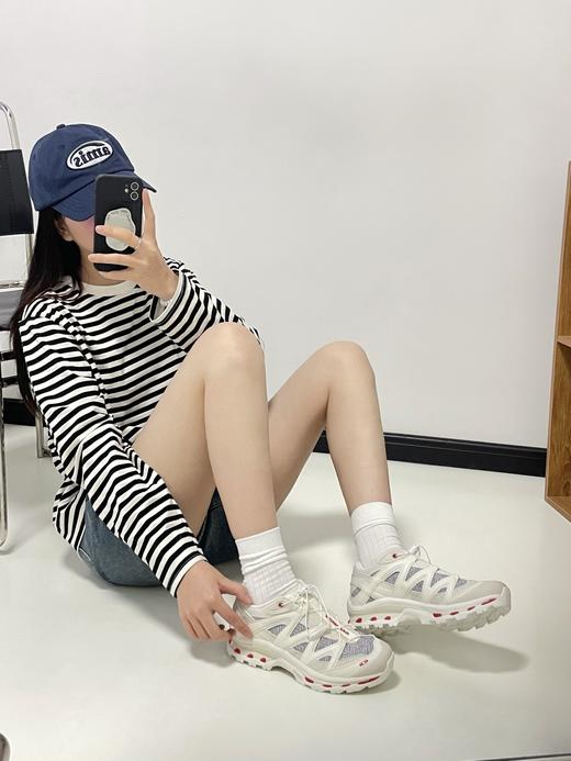 点此购买 萨洛蒙男女款蛇年限定XT-QUEST户外越野徒步鞋 98 313942 商品图4