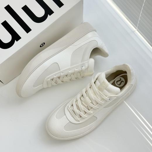 点此购买 lululemon露露乐檬cityverse男女款多功能休闲鞋 98 313958 商品图7