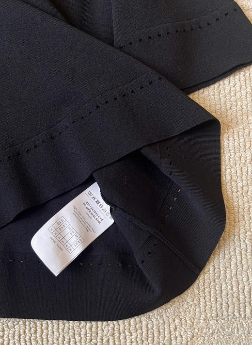 41-4 纯圆正 官网4.6K 优雅船领 细腻柔滑针织上衣 巨巨巨显瘦 商品图14