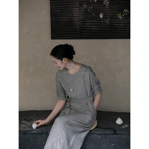 牧衣游原创 手工刺绣炒色汉麻连衣裙轻薄原生质朴感文艺长裙 山雨 商品图1