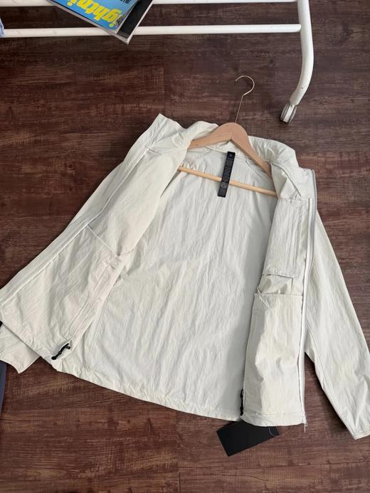 25新款露露Sojourn系列轻量化防风防水立领通勤款夹克 商品图5