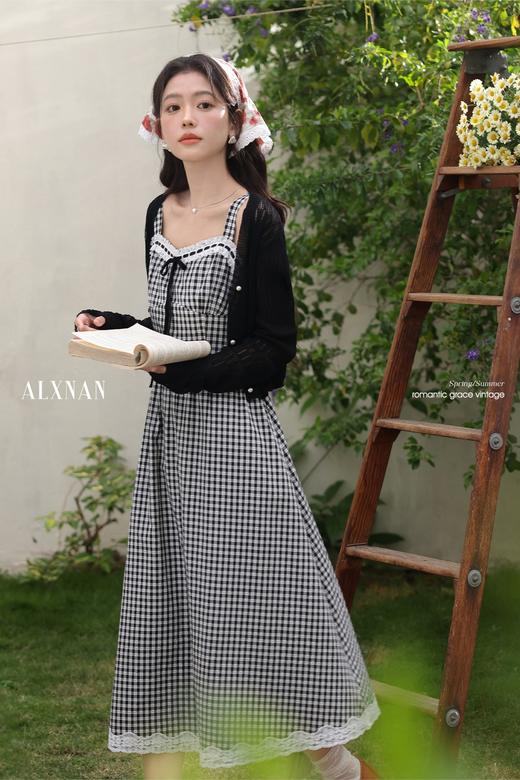 鹿向南「miu系千金」黑白格蕾丝边连衣裙女夏新款设计感吊带长裙 商品图5